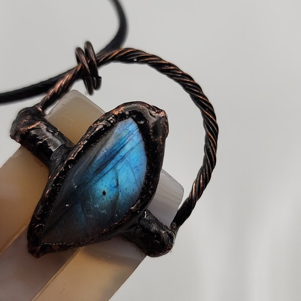 Genuine Labradorite & Triple Agate Necklace - Picture 3 of 7